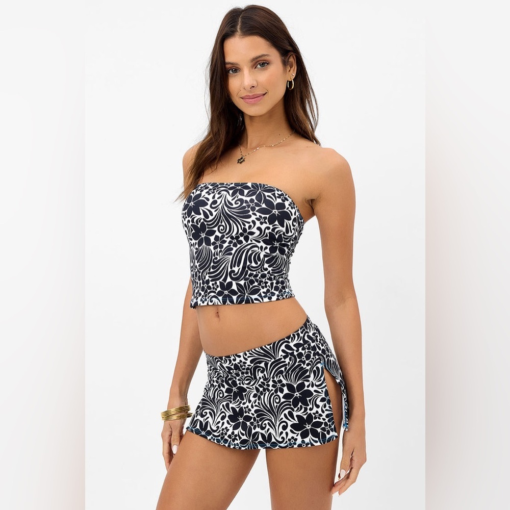 Frankie’s Bikinis Nicole Burn Out Floral Mini Skirt and Bandau Top Set Size S/M